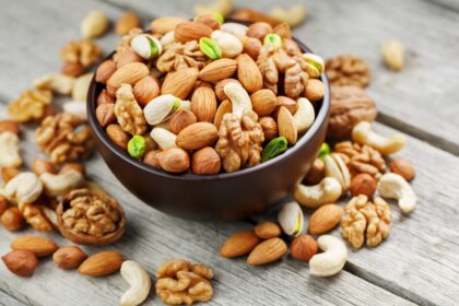 Almonds-Walnuts-or-Pistachios