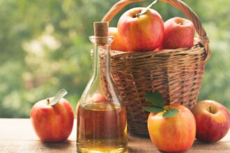 Apple-Cider-Vinegar_-A-Daily-Health-Elixir